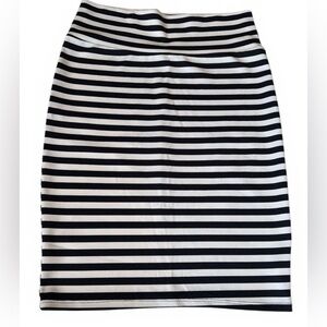 LuLaRoe Navy and White Striped Cassie Pencil Skirt